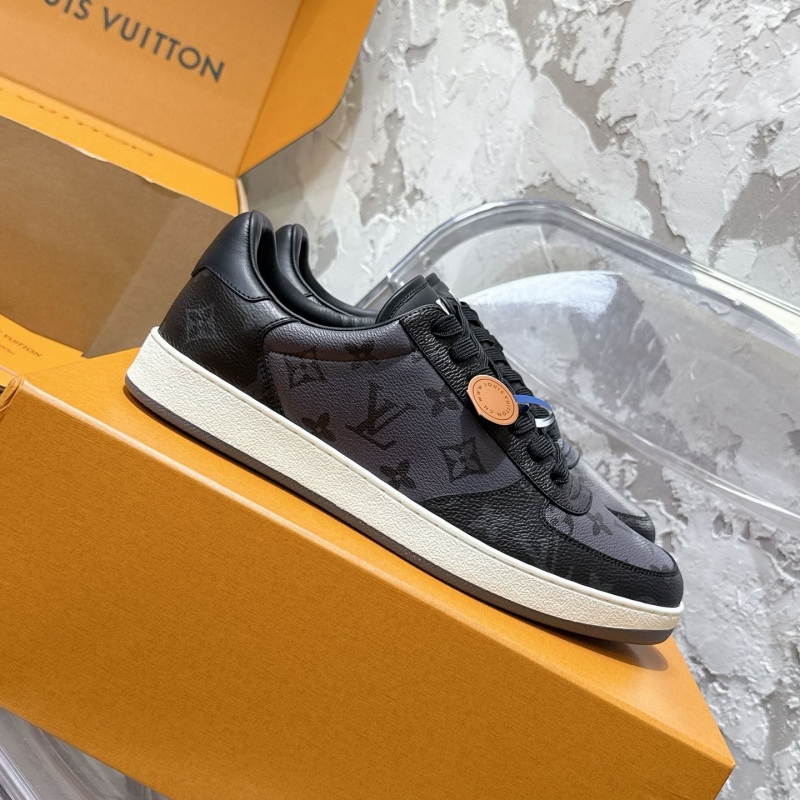 l0vis Vvtt0n trainer sneaker